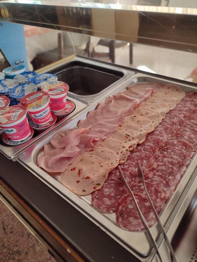 Albergo Villa Mimosa Torbole Sul Garda Eksteriør bilde