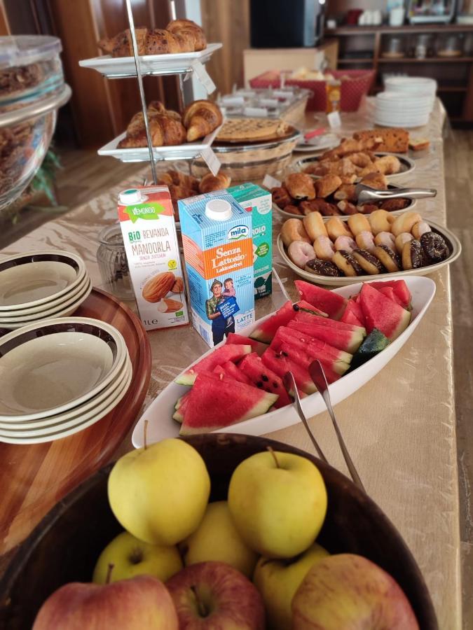 Albergo Villa Mimosa Torbole Sul Garda Eksteriør bilde