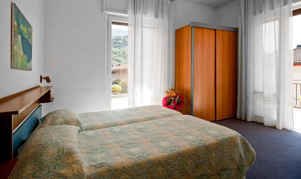 Albergo Villa Mimosa Torbole Sul Garda Eksteriør bilde