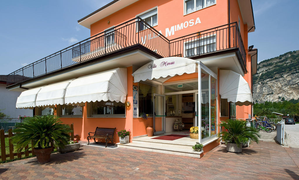 Albergo Villa Mimosa Torbole Sul Garda Eksteriør bilde